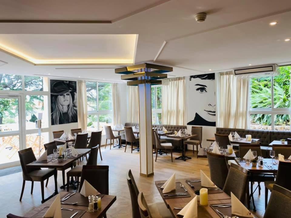 Hotel Les Tourelles سانت ماكسيم المظهر الخارجي الصورة